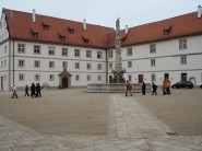 Oettingen_Schlosshof-mail4
