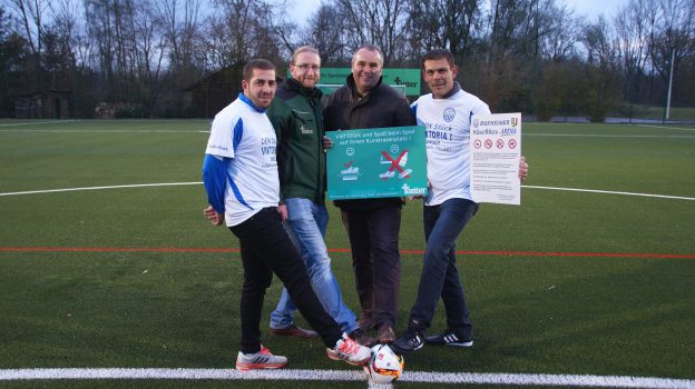 kutter_sportplatzbau_kunstrasen_buxheim_uebergabe