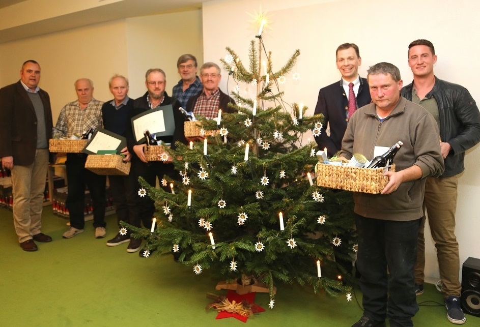 Kutter_Jubiliaen_Weihnachtsfeier_Gruppenbild